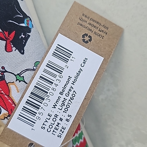 Tom's Christmas Holiday Cats - Picture 3 of 4